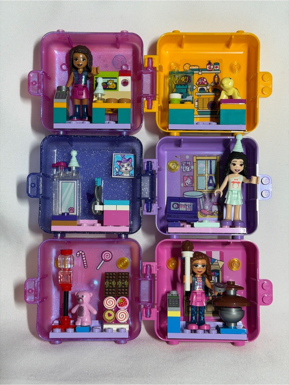 Lego Friends Six Mini Playset Carrying Cases in Purple Pink Yellow Blue